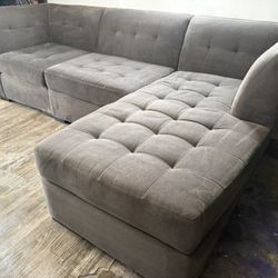 Macys 3 Piece Modular Sectional Couch 