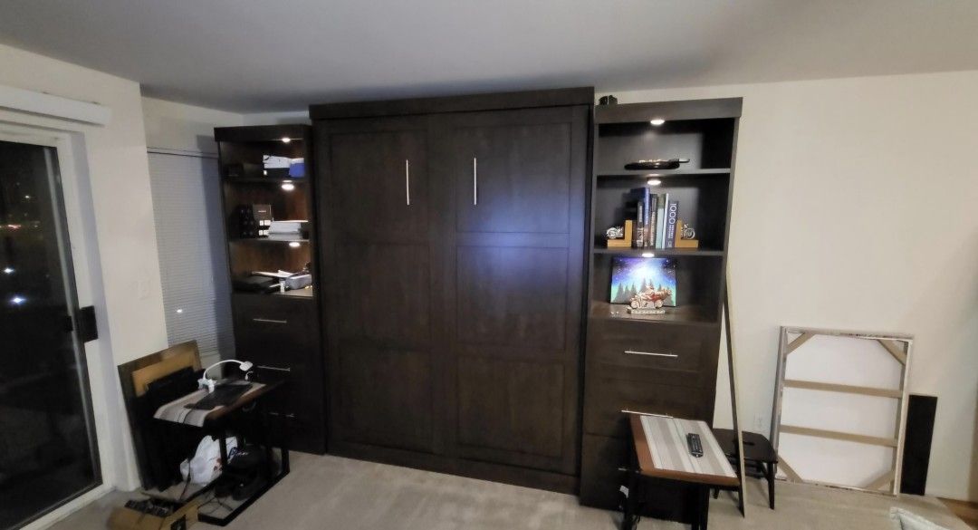 Beautiful Murphy Bed/Drawer/Shelf Set