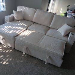 2pcs Sectional sofa w/storage chaise,pulloutbed,cupholders & Usb connection
