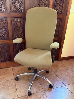 (6) Executive Chairs