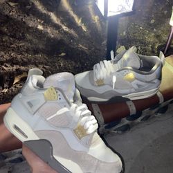 Jordan 4 Craft