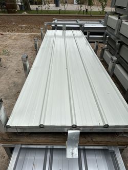 10’x3’ galvanized roofing panel