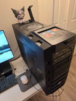 Gaming PC parts. i5 12th gen CPU in it