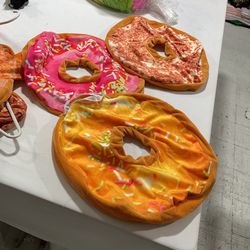 Pillows 16 Inches Wide , 12 Of Them For Sale Together , Need To Be Stuffed With Any Old Pillow Stuff ….. Easy It’s With Zipper  System , New Never Use