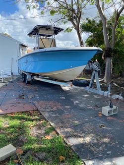 91 Angler  2023 Suzuki 200. 37 hour, warranty
