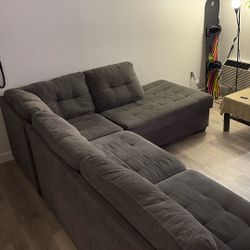 Grey Sectional Chaise Loung 