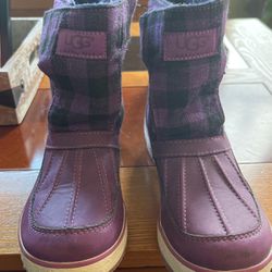 Ugg Winter Boots - Girls Size 2