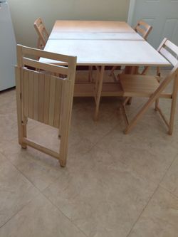 Foldable Table and Chairs