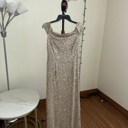 Elegant Sequin Evening Gown – Champagne Nude