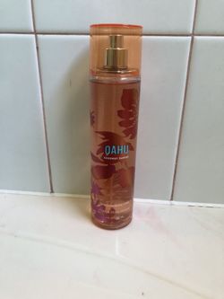 OAHU coconut sunset fragrance mist (bath and body Works)
