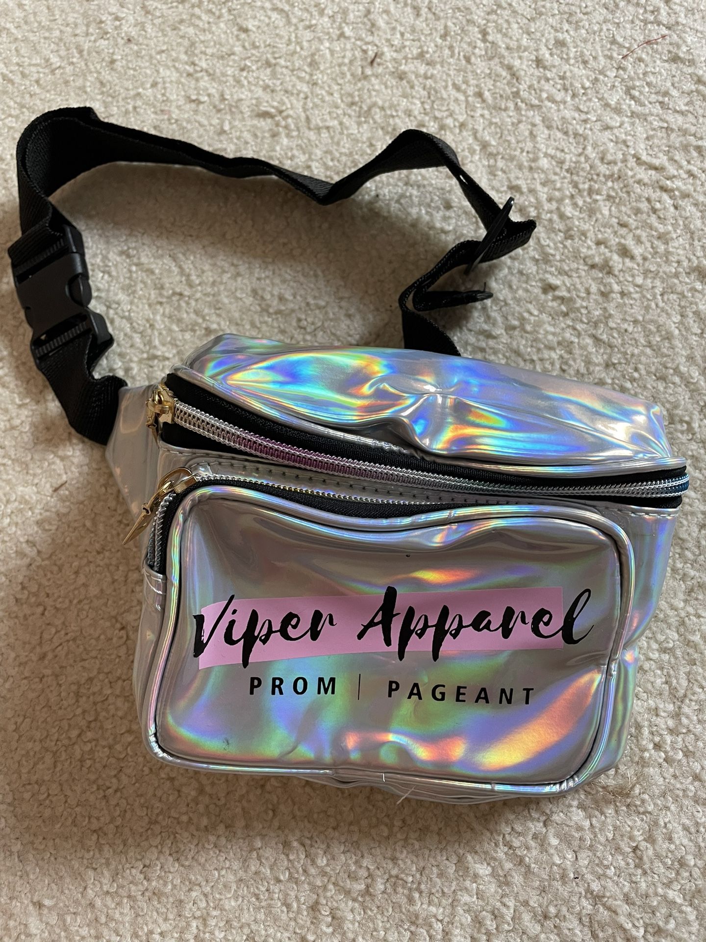 Holographic Fanny Pack Silver