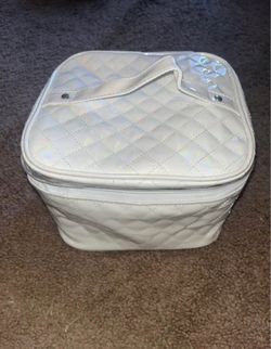Makeup bag