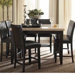 Havertys Whitney Counter Height Table and 4 Chairs