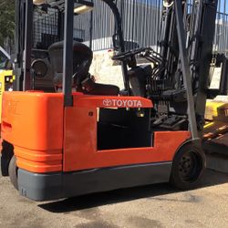 Toyota Forklift 