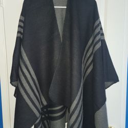 BB DAKOTA Reversible Poncho