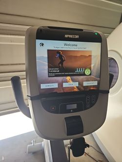 Precor recumbent Bike with p80 Touchscreen