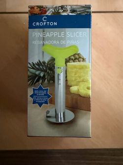 Crofton stainless steel pineapple slicer