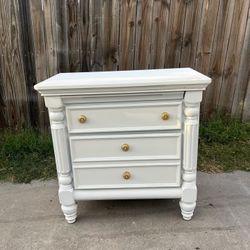 Single Nightstand 34”W x 20”D x 34”H