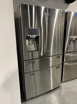 Samsung 4-Door Black Stainless Refrigerator Fridge

