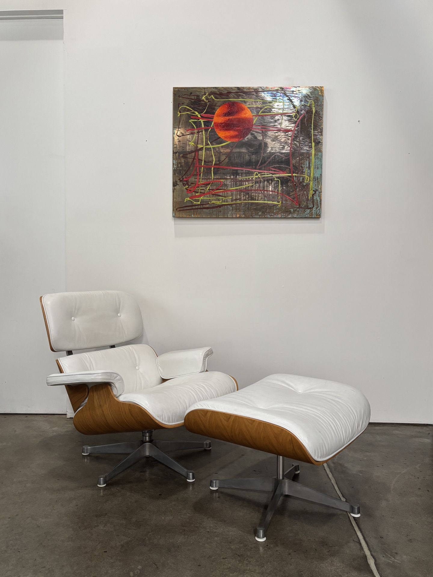 Vintage Eames Lounge Chair With Ottoman