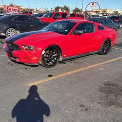 mustang 2010 standard 4.0 new tires
