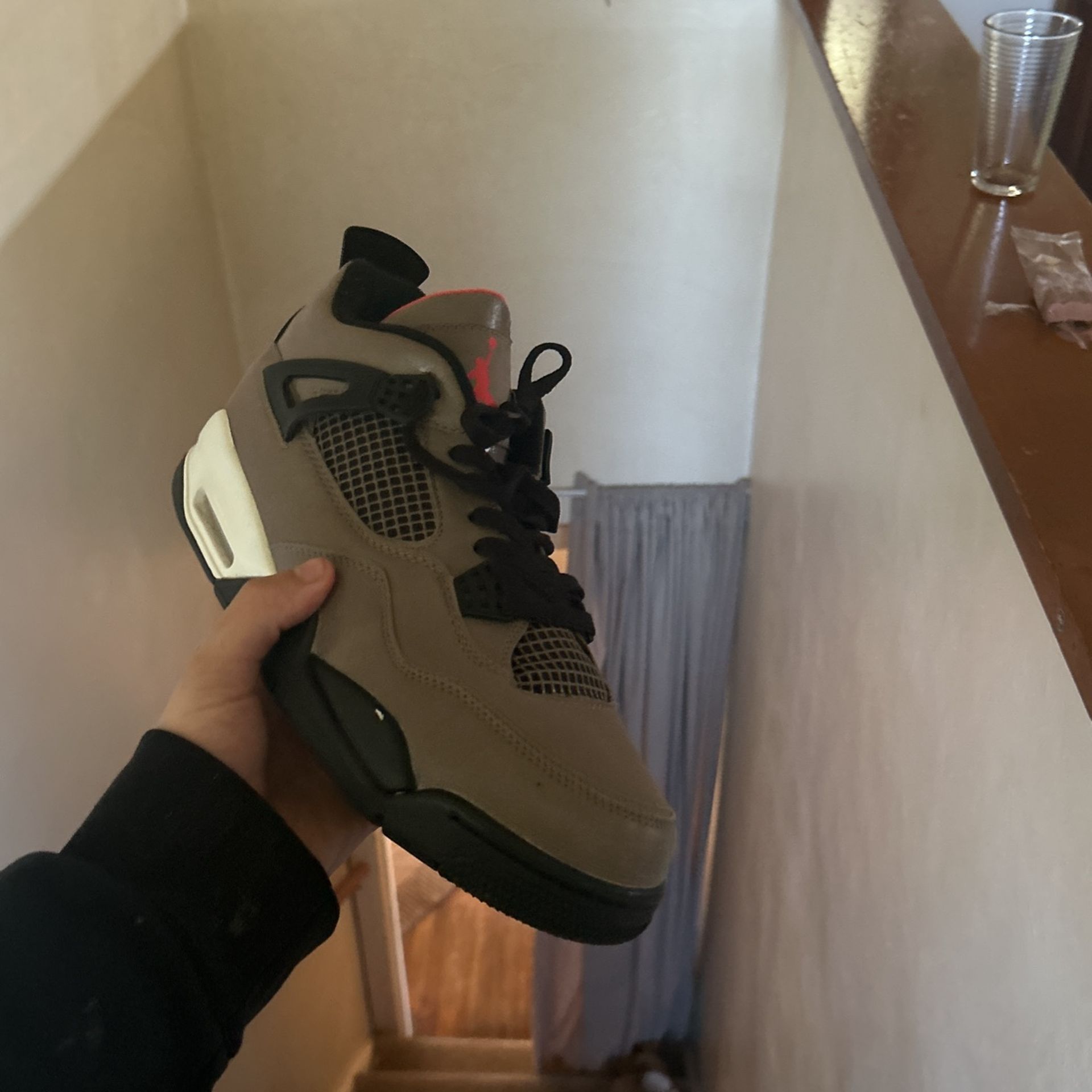 Jordan 4 Taupe Haze TRADES