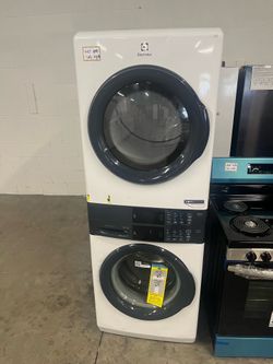 Electrolux washer/dryer laundry set