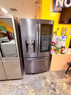 Refrigerador negro a Pagos