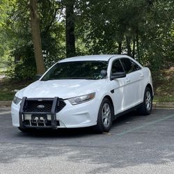 2018 Ford Taurus