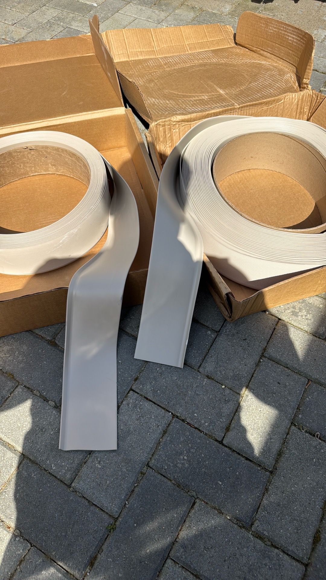 Vinyl cove base light beige color 4 inch by 120 linear feet