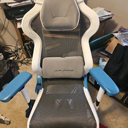 DXracer Airpro Gaming Chair