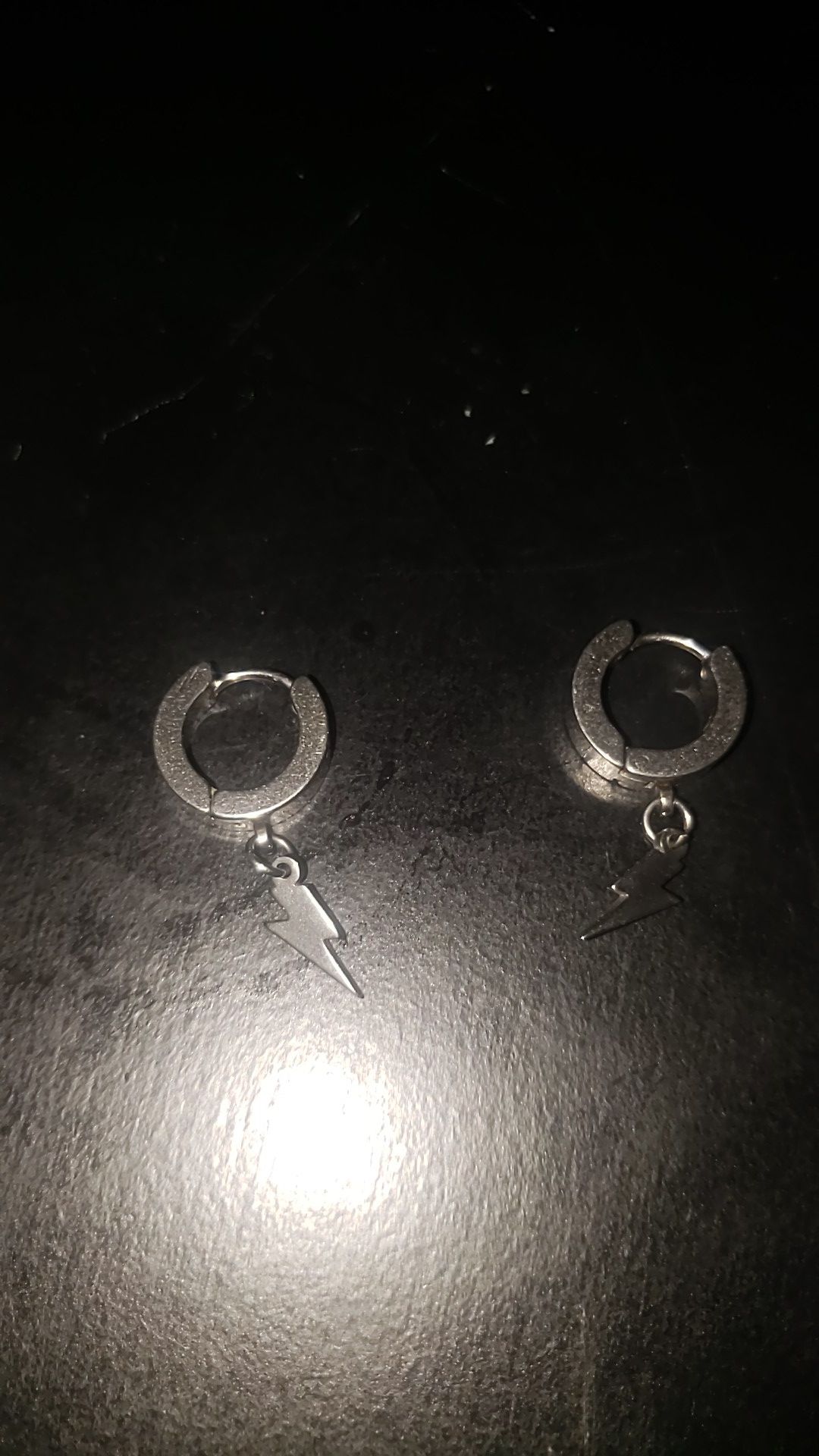 Dangly / hanging earrings