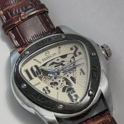 Aromatic skeleton goer open caseback