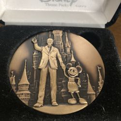 Disney Partners Medallion
