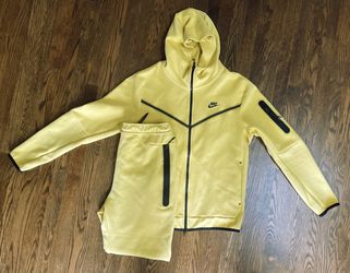 Nike Tech Fleece Hoodie & Joggers Set, Butter Yellow & Black, Large