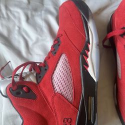 Jordan 5s Raging Bulls Red