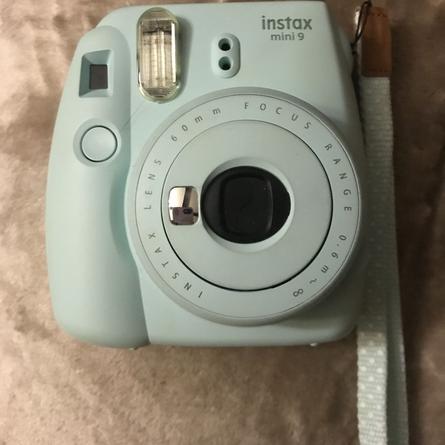 Klokje Schelden Stoffig broken (fixable) instax mini 9 light blue polaroid camera for Sale in  Charleston, SC - OfferUp