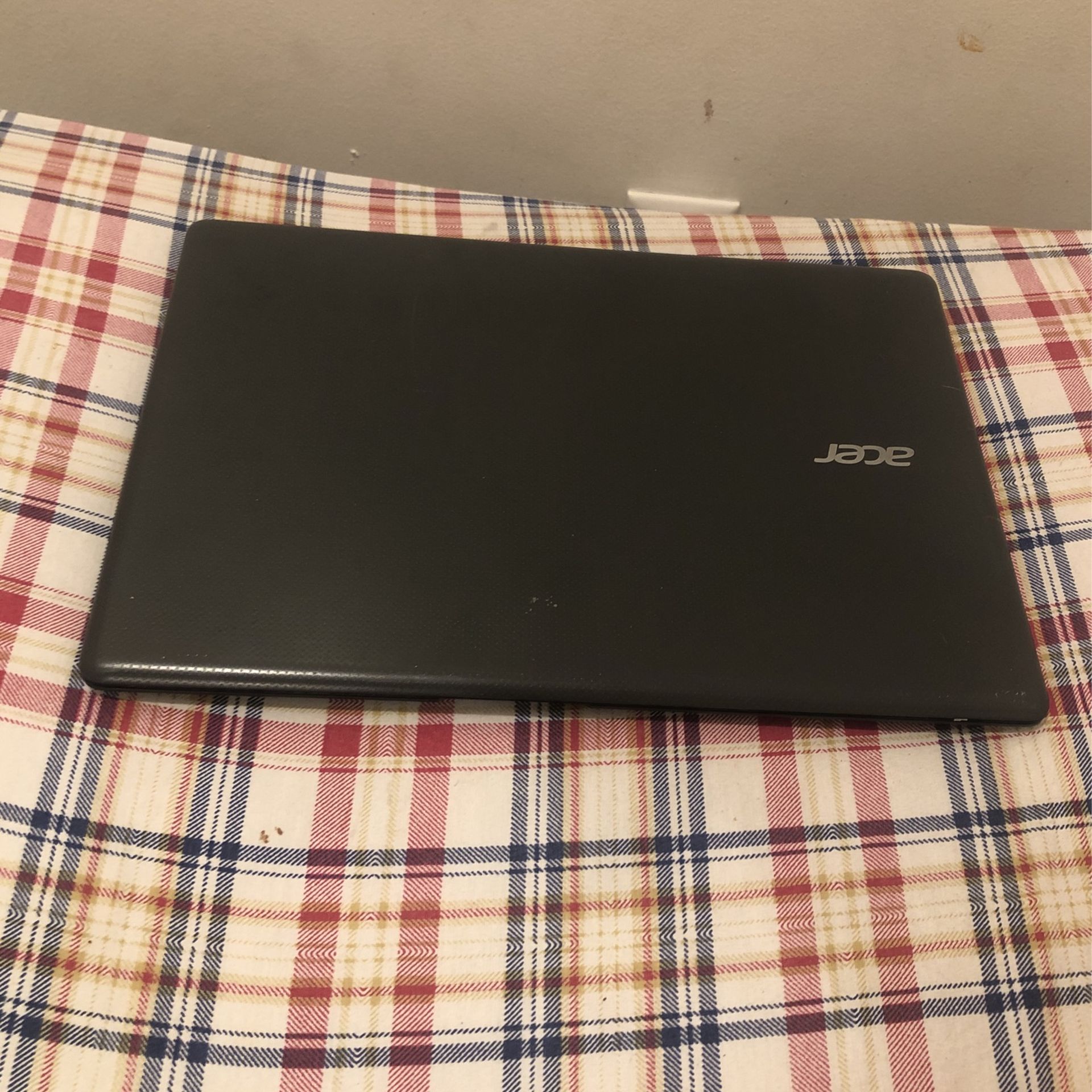 It Works But It Need A Hard Drive To Start Up
