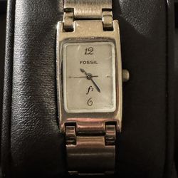 50$OBO!! Fossil ES8677  Women’s Watch – Elegant & Stylish