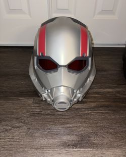 Marvel legends - Antman Helmet Action Figures