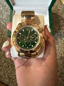 BNWT Luxury Gold Watch with Green Face