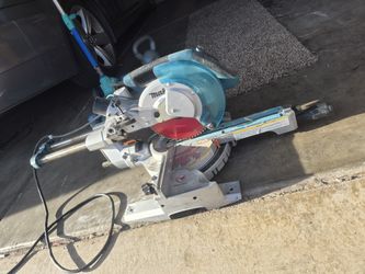 Makita Miter Saw 8in1/2