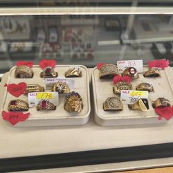 14k 10k Rings Different Size And Grams Prices Layaway Available 10% Down If You Interested Please Make Sure You Ask For Maribel Thank You 