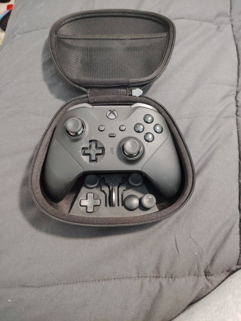 Elite Xbox Controller With Charger