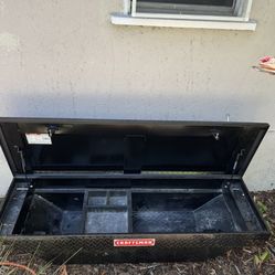 Craftsman Steel Truck Bed Toolbox – Diamond Plate, Made in 2023  Description: This is a used Craftsman truck bed toolbox made of heavy-dut