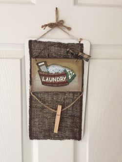 laundry sign!! 11" by 6"