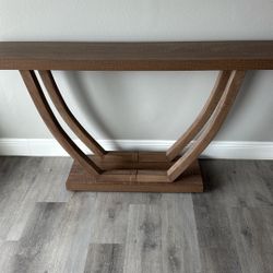 Slim Table