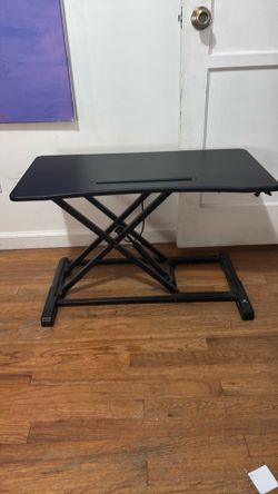 Desk riser/Converter