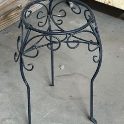 Black Wrought Iron Plant Stand
