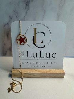 Christian Dior Necklace in amazing condition Authentic!